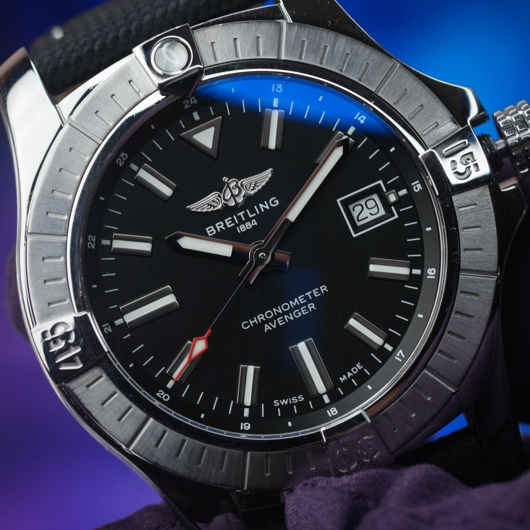 Breitling Avenger Automatic 43