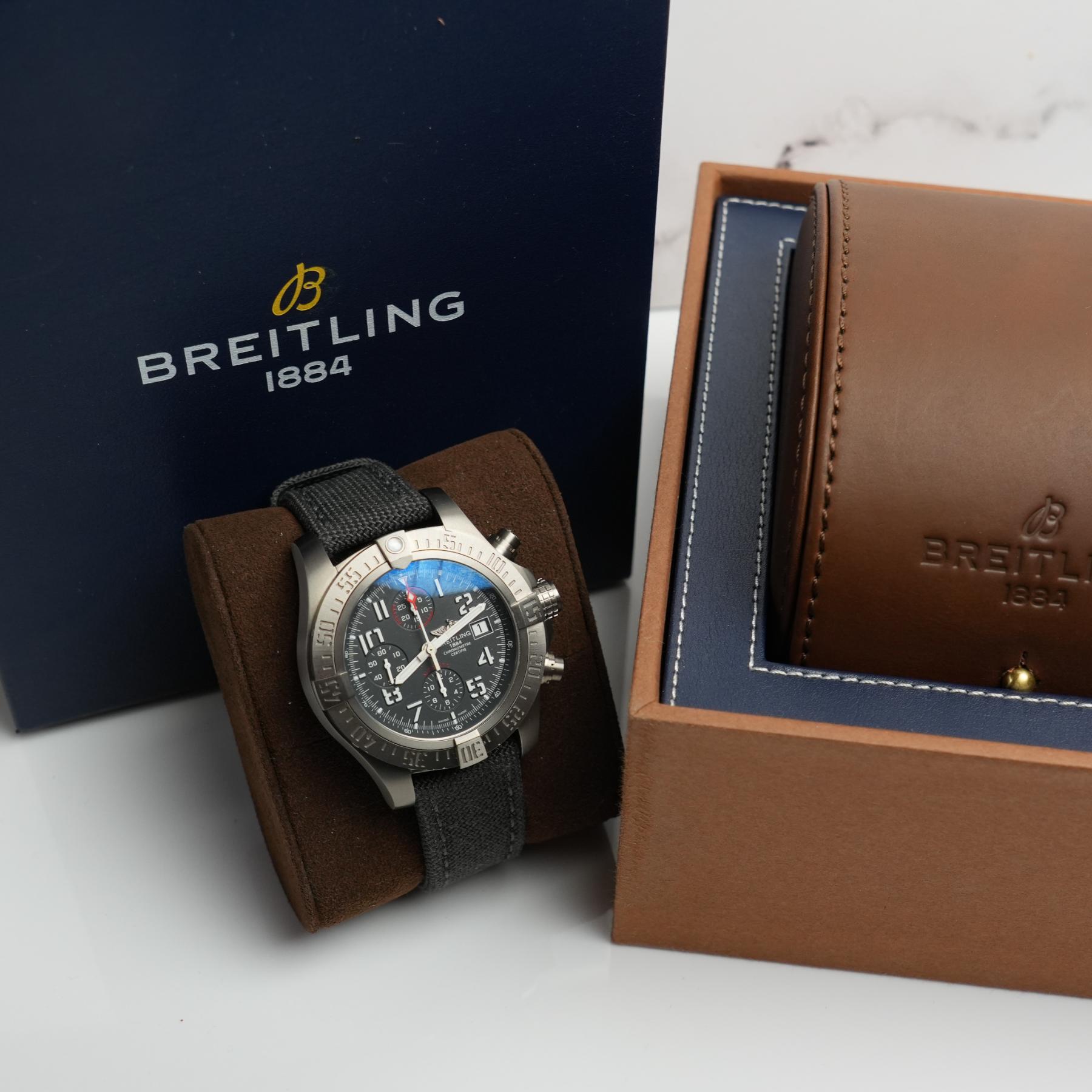 Breitling Avenger Bandit